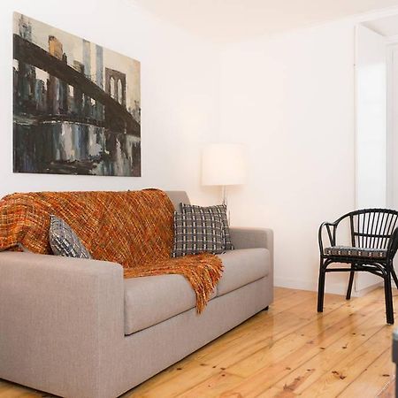 Beautiful Studio In Historic Alfama Lisbon Bilik gambar