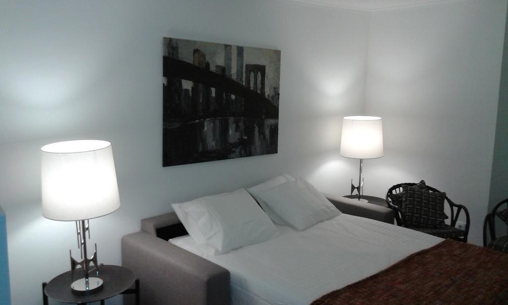 Beautiful Studio In Historic Alfama Lisbon Bilik gambar